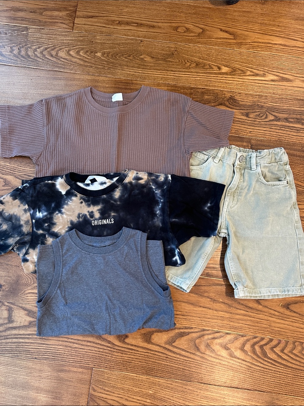Kids size 8 Zara Jean shorts H&M shirts summer clothes